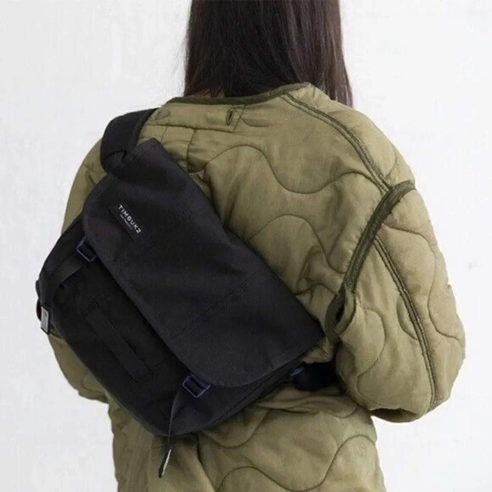 Timbuk2 classic messenger